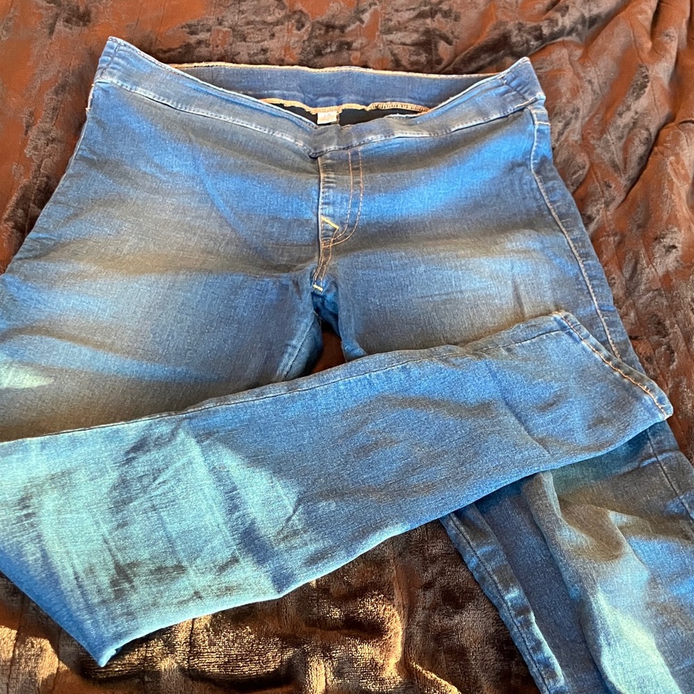 Stylish Blue Denim Pants